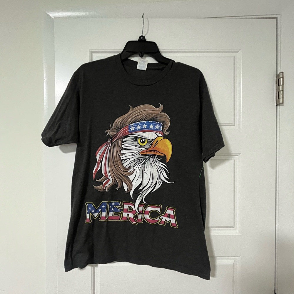 Patriotic Graphic Men's T-Shirt